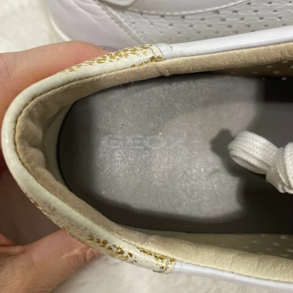 Geox Jayden B White Leather Sneakers Gold Detail Perforated Low Top Casual Shoes